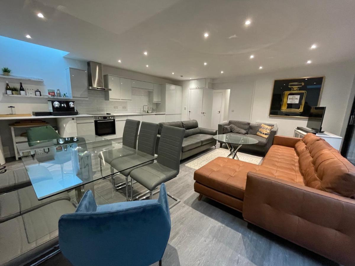 4 Islington Park Street Villa London Exterior photo