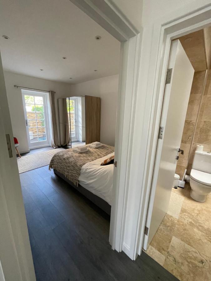 4 Islington Park Street Villa London Exterior photo